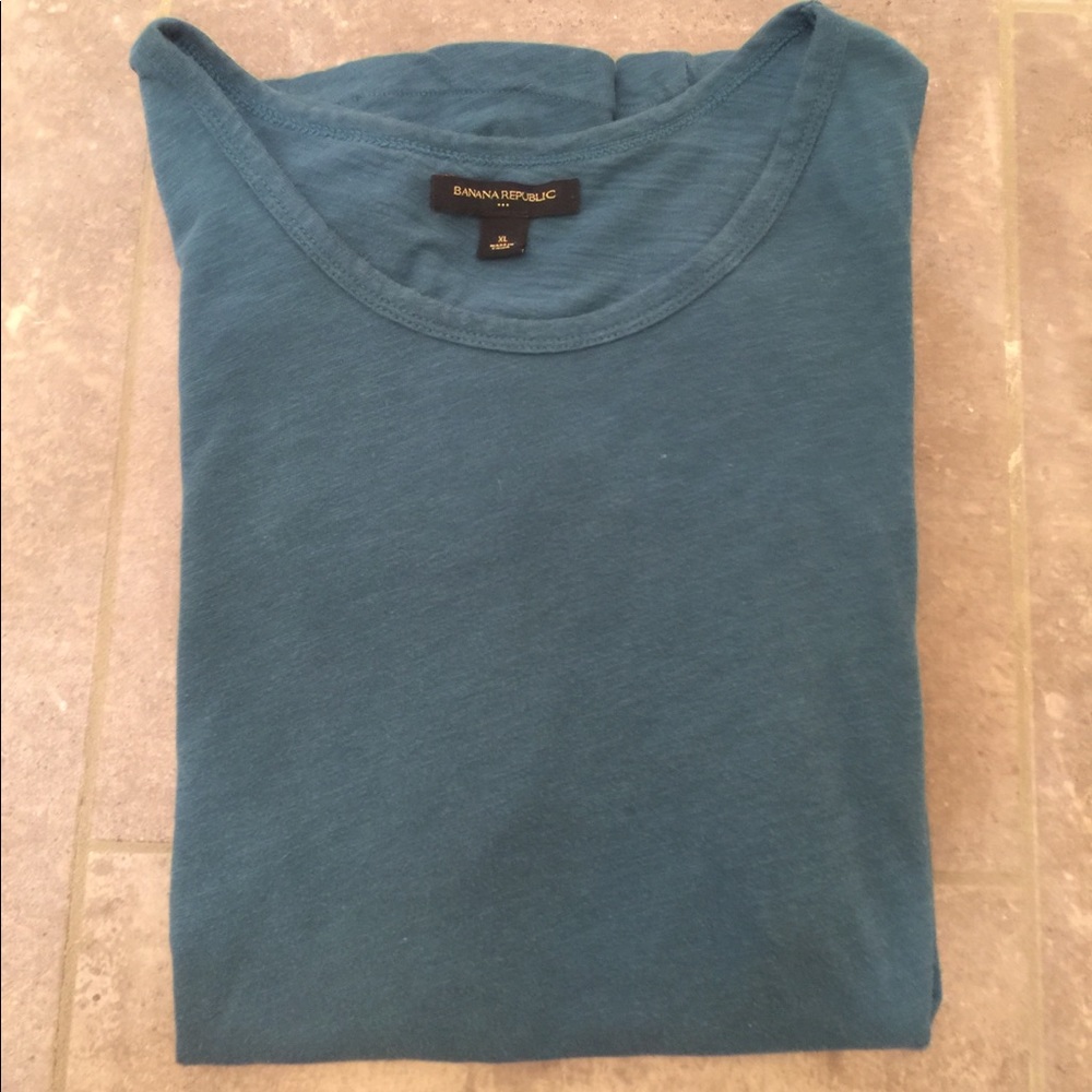 Banana Republic t-shirt size Xl